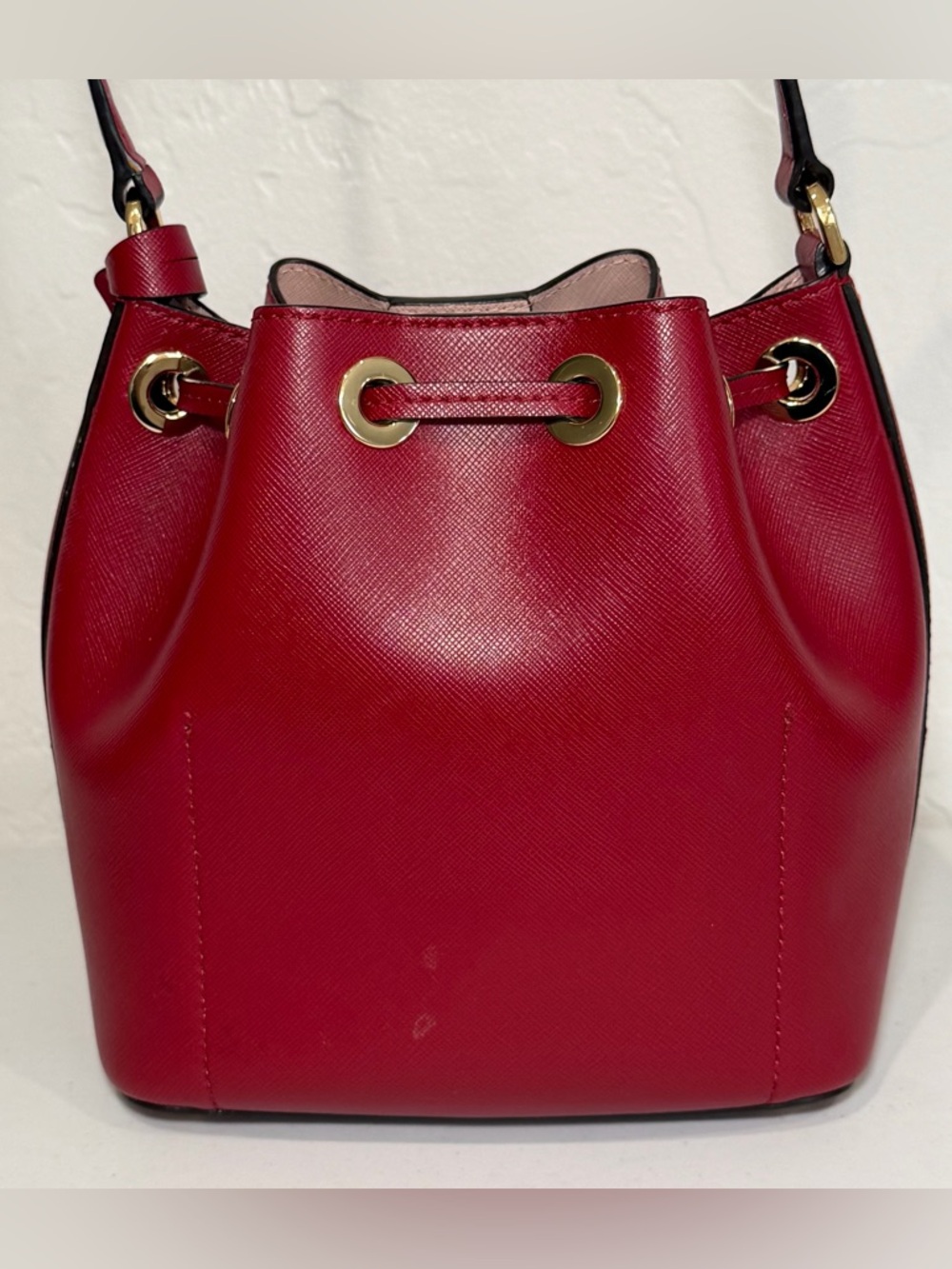 Michael Kors Greenwich Bucket Bag - Picture 4 of 12